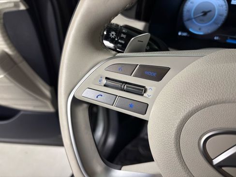 Used 2025 Hyundai Palisade Calligraphy image 21