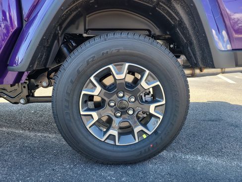 New 2026 Jeep Gladiator Sport AWD/4WD image 9