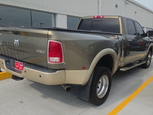 Used 2014 RAM 3500 Laramie Longhorn w/ Convenience Group AWD/4WD image 2