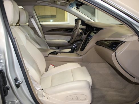 Used 2014 Cadillac CTS Luxury RWD image 28