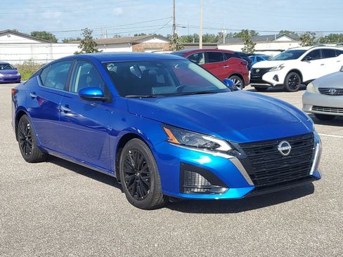 New 2025 Nissan Altima 2.5 SV w/ SV Special Edition Package image 3