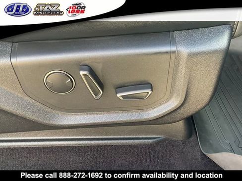 Used 2019 Ford F150 Raptor w/ Equipment Group 802A Luxury image 17