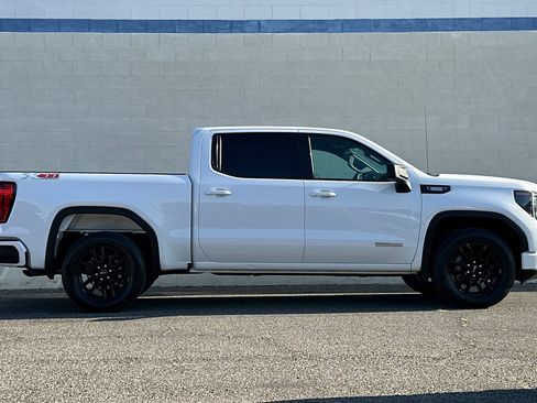 Certified 2024 GMC Sierra 1500 Elevation RWD image 3