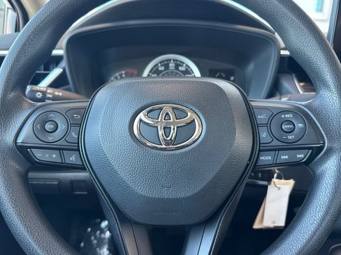Certified 2022 Toyota Corolla LE FWD image 26