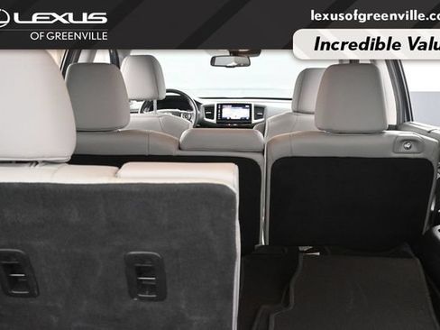 Used 2018 Honda Pilot Touring image 29