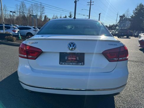 Used 2013 Volkswagen Passat TDI SEL Premium image 4