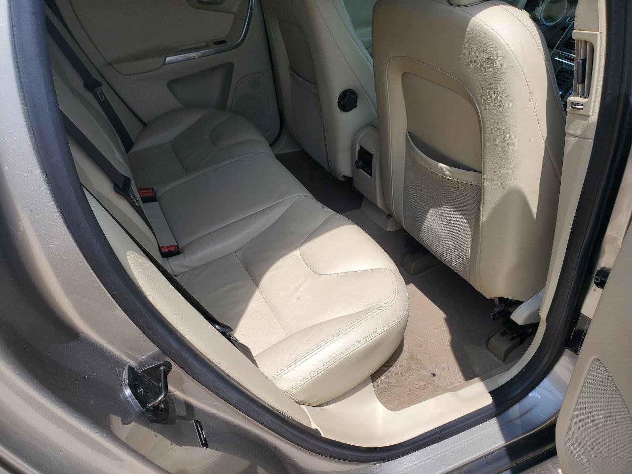 Used 2013 Volvo XC60 3.2 FWD image 7