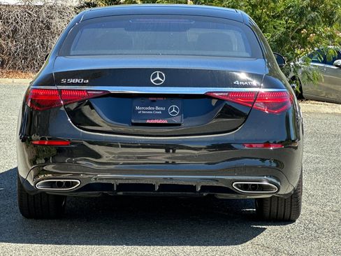 New 2025 Mercedes-Benz S 580e 4MATIC Sedan image 10
