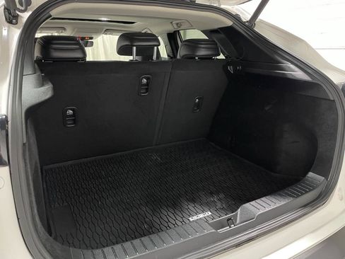 Used 2024 MAZDA CX-30 AWD 2.5 S w/ Premium Package image 19