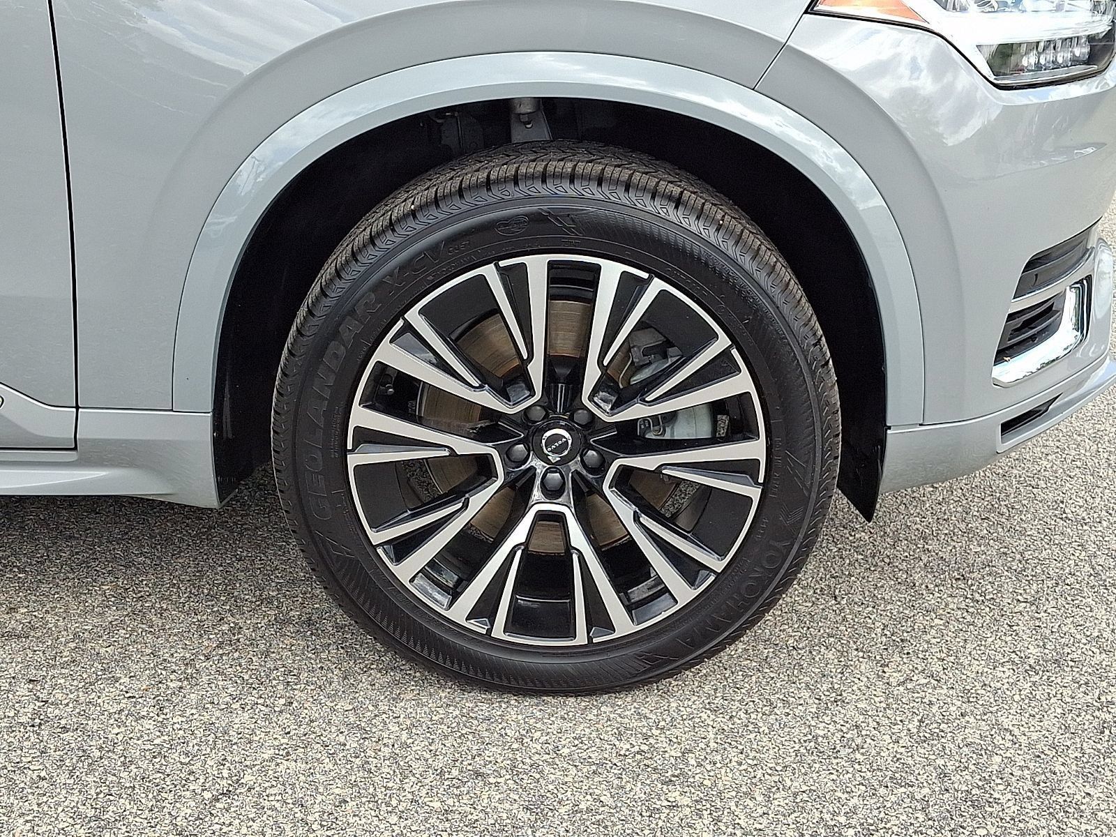 Used 2025 Volvo XC90 T8 Core w/ Protection Package AWD/4WD image 8