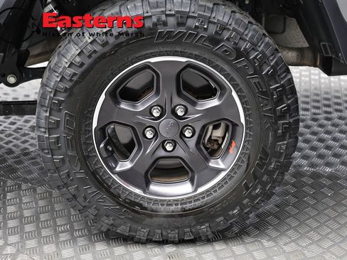 Used 2021 Jeep Gladiator Rubicon w/ LED Lighting Group AWD/4WD image 8