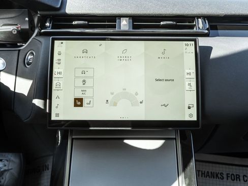 Used 2024 Land Rover Range Rover Velar S image 15