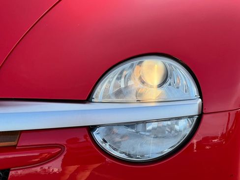 Used 2004 Chevrolet SSR w/ Preferred Equipment Group image 28