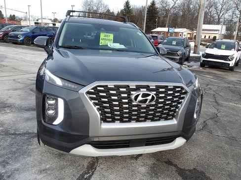 Used 2022 Hyundai Palisade SEL image 2