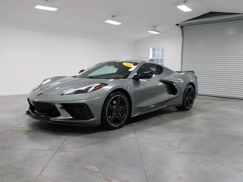 Used 2024 Chevrolet Corvette Stingray Coupe w/ Z51 Performance Package image 4