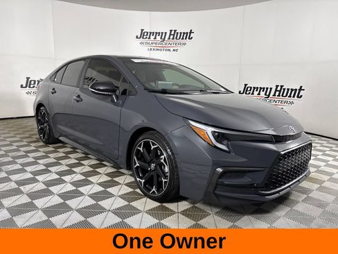 Used 2025 Toyota Corolla FX w/ Convenience Package FWD image 4