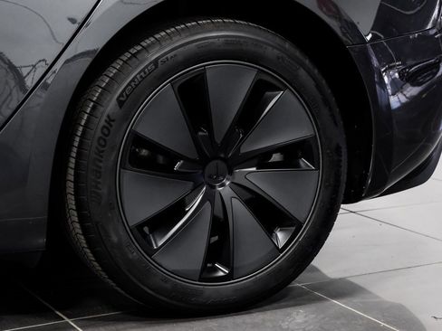 Used 2025 Tesla Model 3 Long Range image 57