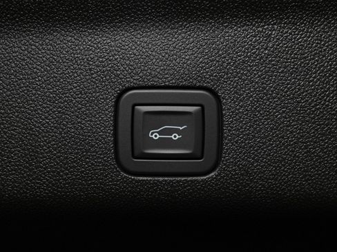 Used 2026 GMC Yukon Denali Ultimate AWD/4WD image 14