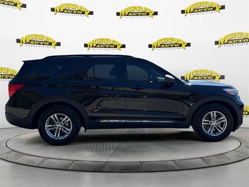 Used 2020 Ford Explorer XLT w/ Equipment Group 202A image 6