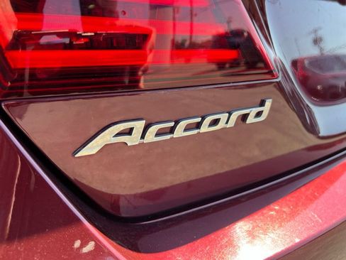 Used 2016 Honda Accord EX image 31