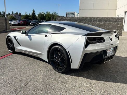 Used 2019 Chevrolet Corvette Stingray Coupe w/ Carbon Flash Badge Package RWD image 7