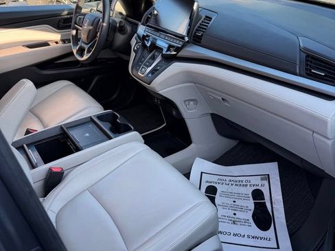 Used 2025 Honda Odyssey EX-L image 7