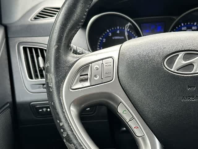 Used 2011 Hyundai Tucson GLS AWD/4WD image 8
