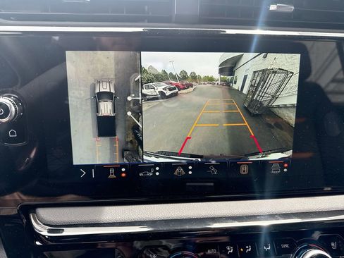 New 2026 GMC Sierra 2500 AT4 w/ AT4 Premium Plus Package AWD/4WD image 15