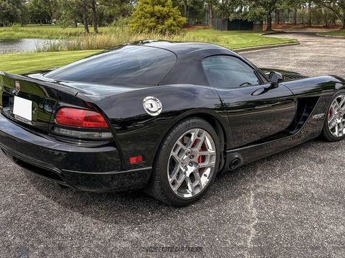 Used 2006 Dodge Viper SRT-10 RWD image 6