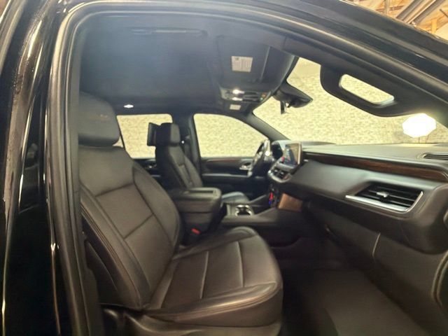 Used 2024 Chevrolet Tahoe High Country w/ Advanced Technology Package AWD/4WD image 11