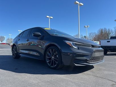 Used 2023 Toyota Corolla SE w/ SE Premium Package