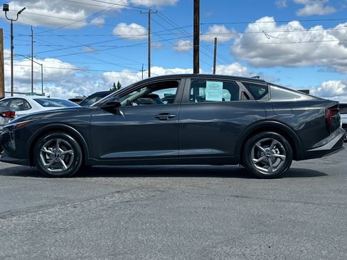 Used 2025 Kia K4 FWD image 8
