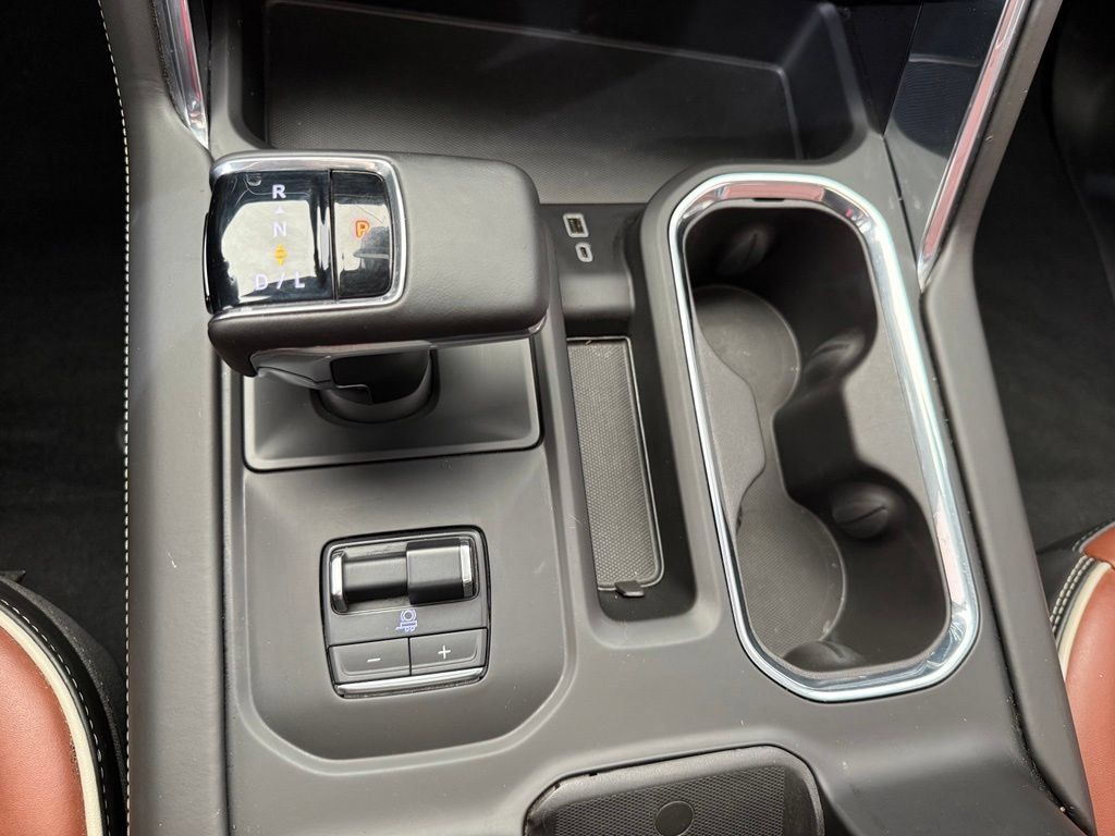 Used 2023 GMC Sierra 1500 Denali Ultimate AWD/4WD image 33