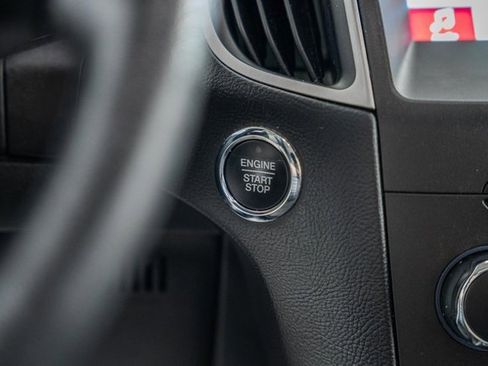 Used 2018 Ford Edge SEL w/ Equipment Group 201A image 28