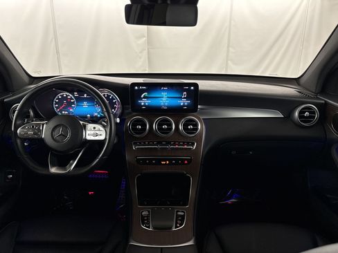 Used 2022 Mercedes-Benz GLC 300 image 15