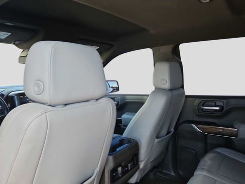 Used 2020 Chevrolet Silverado 1500 RST image 16