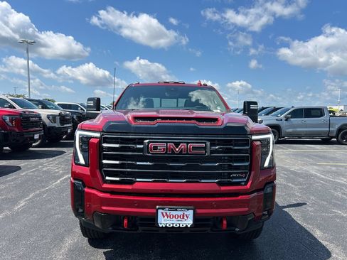 New 2026 GMC Sierra 2500 AT4 w/ AT4 Premium Plus Package AWD/4WD image 4