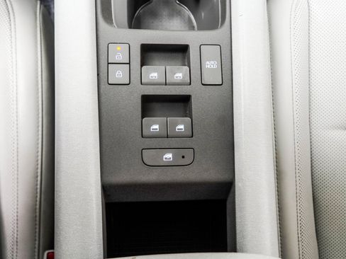 Used 2024 Hyundai Ioniq 6 Limited image 20