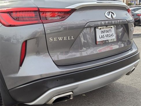 Certified 2021 INFINITI QX50 Luxe image 9