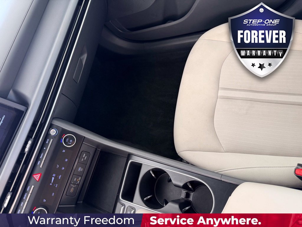 Used 2025 Hyundai Sonata SEL FWD image 24