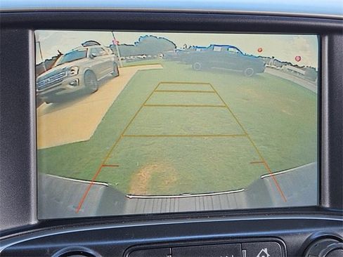 Used 2018 GMC Sierra 1500 SLE w/ SLE Value Package image 19