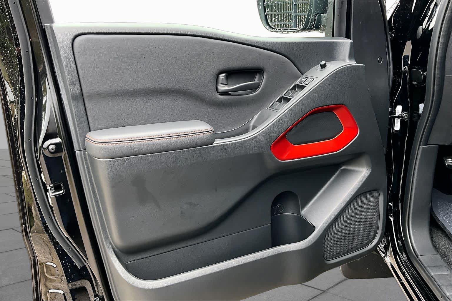 New 2027 Nissan Frontier PRO-4X AWD/4WD image 10