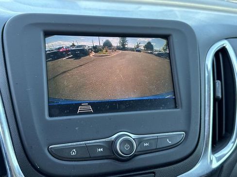 Used 2020 Chevrolet Equinox LT image 29