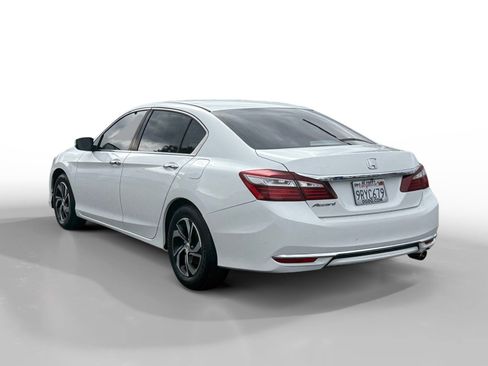 Used 2016 Honda Accord LX image 3