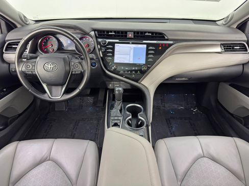 Used 2019 Toyota Camry XSE w/ Navigation Package image 12