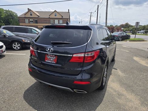 Used 2014 Hyundai Santa Fe GLS FWD image 10