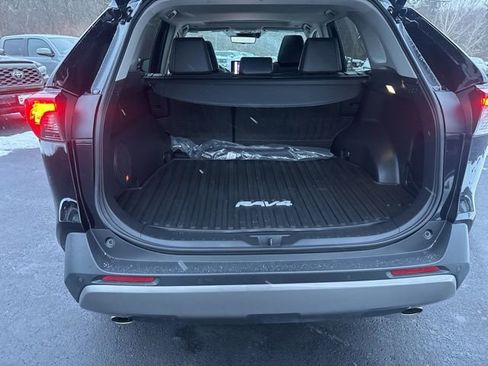Used 2023 Toyota RAV4 Limited image 19
