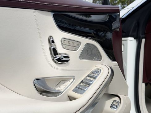 Used 2018 Mercedes-Benz S 560 Cabriolet image 17