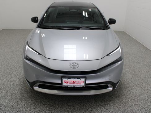 Certified 2024 Toyota Prius Prime Premium w/ Advanced Technology Package FWD image 3