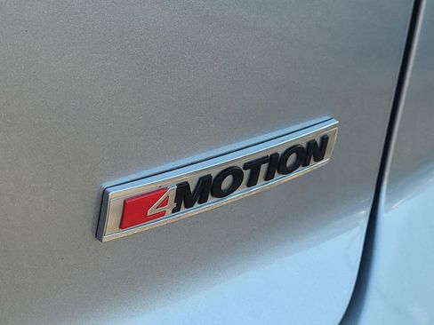 Used 2022 Volkswagen Atlas Cross Sport SE w/ Panoramic Sunroof Package image 31